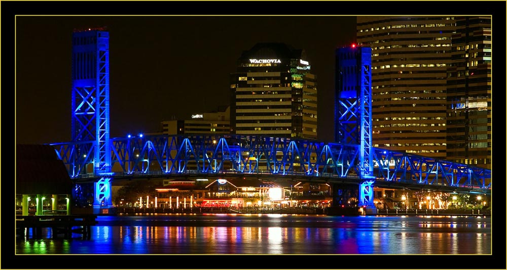 Night View of Jacksonville, Florida - 5D & 24~105 f/4 lens, 2.5 seconds at f/8