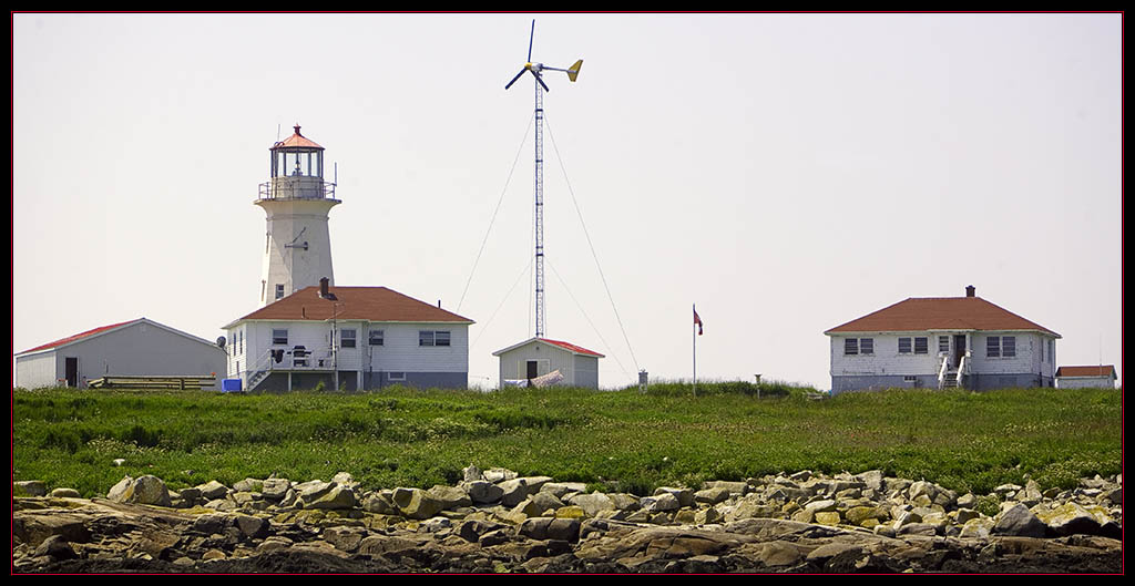 Facilities on Machias Seal Island