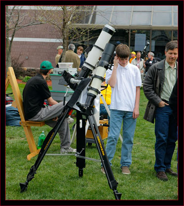 Solar refractor