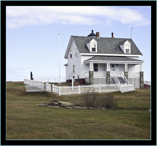 Keeper's House with the Light Behind - Pemaquid Point - Bristol, Maine