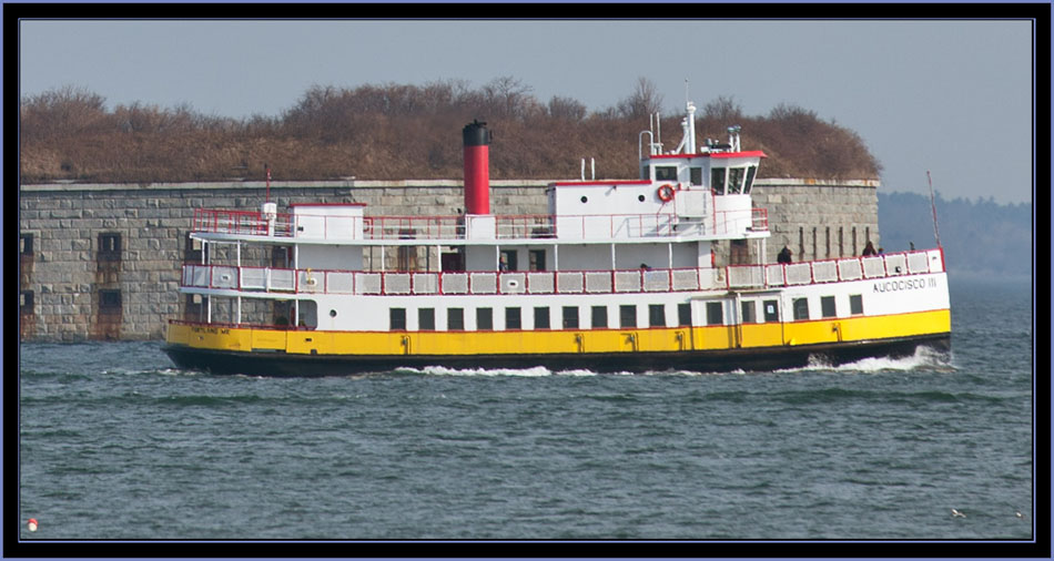 Ferry Aucocisco III Passing Fort Gorges